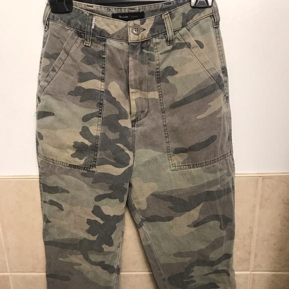 Camo jeans - Picture 1 of 2